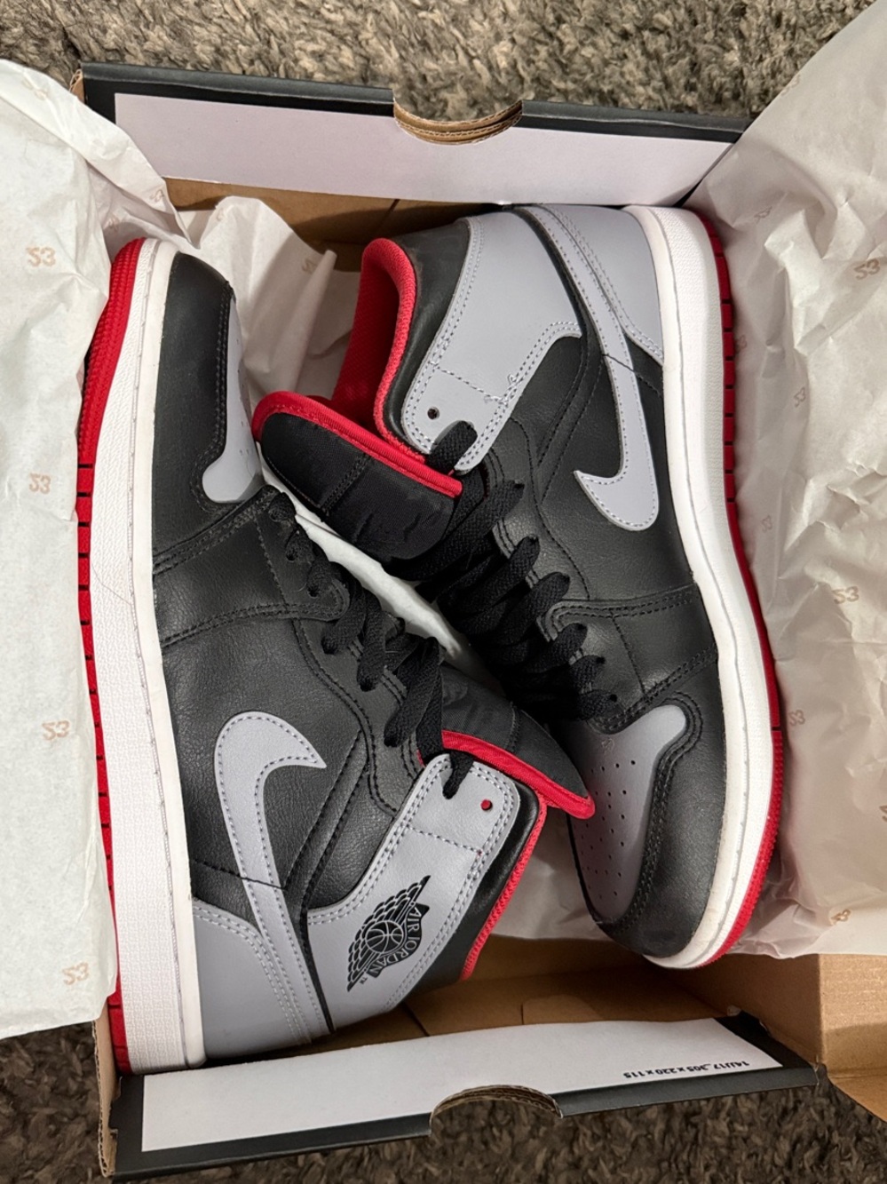 Air Jordan 1 Men's mid Sneakers - Black/Gray/Red
